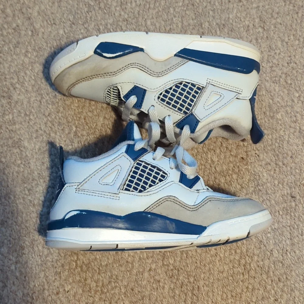 Air Jordan 4 Retro OG TD Sneakers in Off White/Military Blue/Neutral Grey 10C - Picture 3 of 8